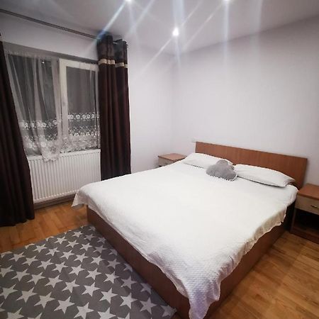 Feelhome Apartment Călimăneşti Exterior foto
