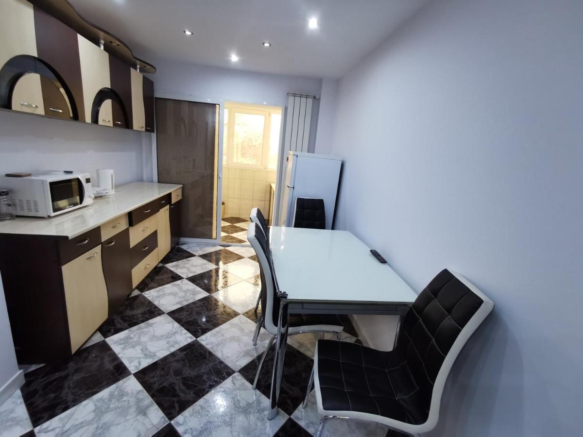 Feelhome Apartment Călimăneşti Exterior foto
